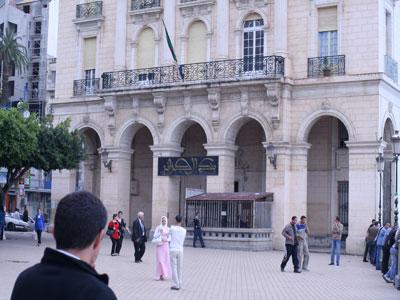 Séisme de Béjaïa : 5 blessés et une grosse panique Un tremblement de terre de magnitude 5,5 a secoué la ville et la région