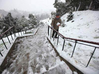 Constantine Jeu de boules de neige dangereux