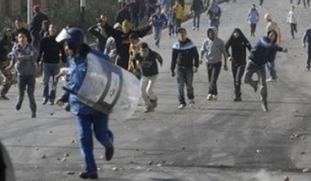 قوات الأمن تغلق مدينة الوادي لمنع التحاق الوافدين من البلديات الداخلية بالمضربين