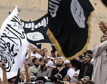 L'Algérie dans une ceinture de feu MONTEE DU SALAFISME EN TUNISIE, GUERRE AU MALI ET CRISE EN LIBYE