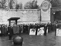 Marche de Charonne : un crime qui réprimait toute volonté du peuple algérien d'accéder à sa liberté (Delanoë)
