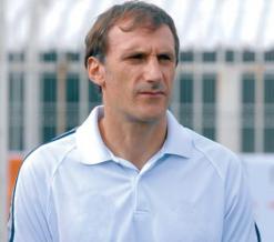 سوليناس سيعيد سيناريو الساورة أمام الشلف اليوم فيما لمح طياب للاحتفاظ بسوليناس من دون الطاقم المساعد