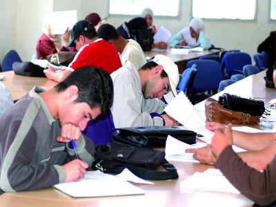 Les cours de soutien s'intensifient à l'extérieur des établissements Constantine