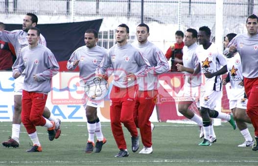 MCO : Henkouche avertit : «Celui qui ne sera pas au top face à El Eulma ne jouera pas le derby»