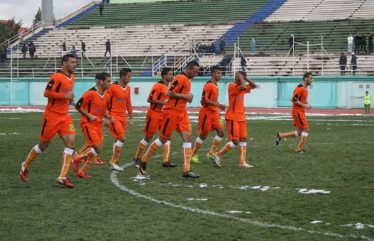 SAM : Le clanisme divise l'équipe