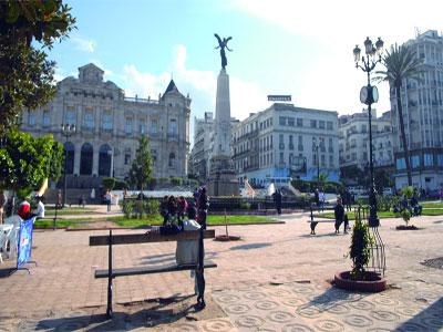 Oran grandit au mépris de l'esthétique De grises cités-dortoirs pour résorber la crise du logement