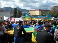 Imposante marche du MAK