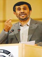 Mahmoud Ahmadinejad joue au trouble-fête à Genève