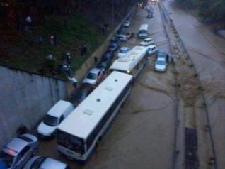 Intempéries : 1 mort et 1 blessé dans la wilaya d'Alger