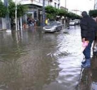 Intempéries : Plusieurs axes routiers bloqués à Alger