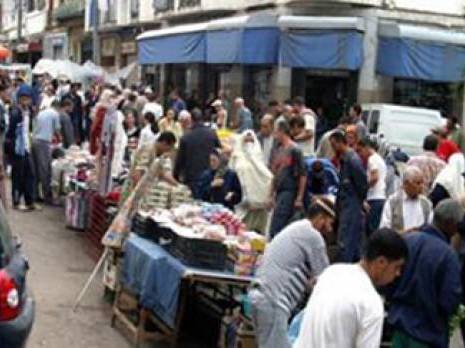 Marché informel : La place rouge prise d'assaut par les jeunes Tiaret : les autres articles