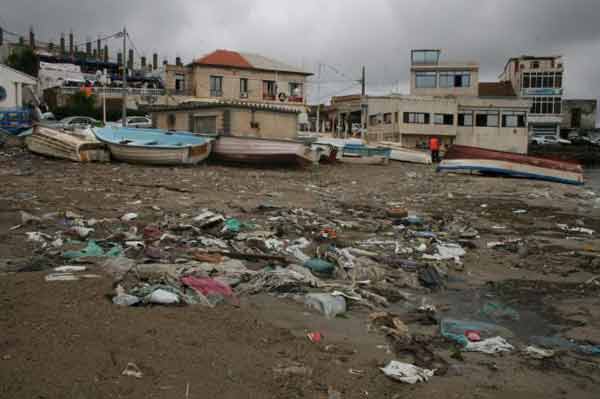 L'opération « Eboueurs de la mer » s'étend aux plages du nord de la Méditerranée