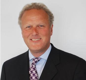 Un ministre britannique écoute les appréciations d'Alger ENERGIE, PRINTEMPS ARABE ET ELECTIONS LEGISLATIVES