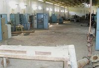 Salaires impayés et matériel abandonné