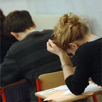 7812 ممتحن بالمركز الجهوي للتعليم عن بعد الأغواط