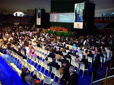 Partis léthargiques et citoyens dans l'expectative Révision de la Constitution et présidentielle d'avril 2014