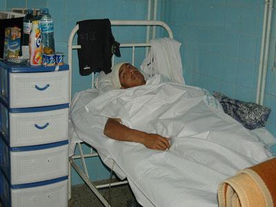 Les malades souvent «alimentés» et «drapés» de l'extérieur Malgré l'entrée en vigueur de la circulaire de juin 2006