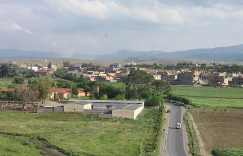 مصالح أملاك الدولة تقف في‮ وجه أكثر من‮ 100‮‮ مشروع معروض للإنجاز في‮ البويرة