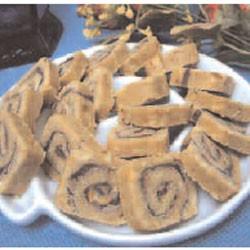 Gâteau roulé aux cacahuètes