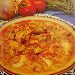 Bouzelouf aux oignons et à la tomate