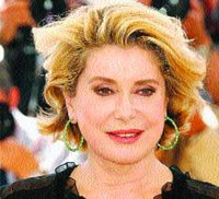 Au-dessous du volcan