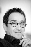 « En Algérie, les compétences sont méprisées »