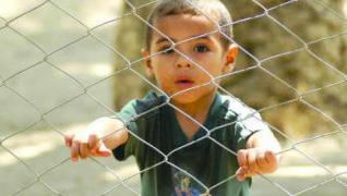 Trafic d'enfants : treize mis en cause lundi devant la justice