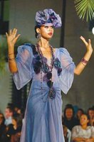 Défilé de mode de haute couture de Yasmina