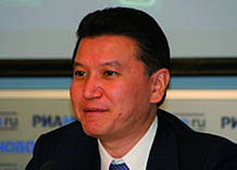 Son président à Alger les 21 et 22 février FEDERATION INTERNATIONALE DES ECHECS