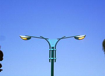 سكان قرية أولاد عيسى بالبويرة ينذرون رئيس البلدية طالبوا بالإنارة العمومية حفاظا على أرواحهم وممتلكاتهم