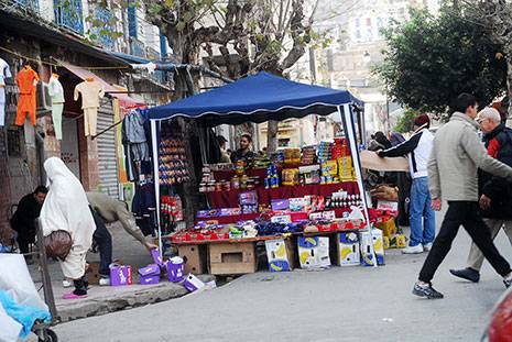 La lutte contre l'informel freinée : plus de 1600 revendeurs refusent de rejoindre les marchés Alger : les autres articles
