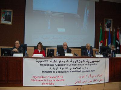 La stabilité passe par l'accroissement de l'offre interne et le renforcement de la régulation Impact de la volatilité des prix agricoles sur le marché international