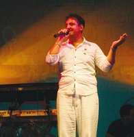 Sidi Bel Abbès-3e soirée du festival du raï : Cheb Abdou, l'invité surprise