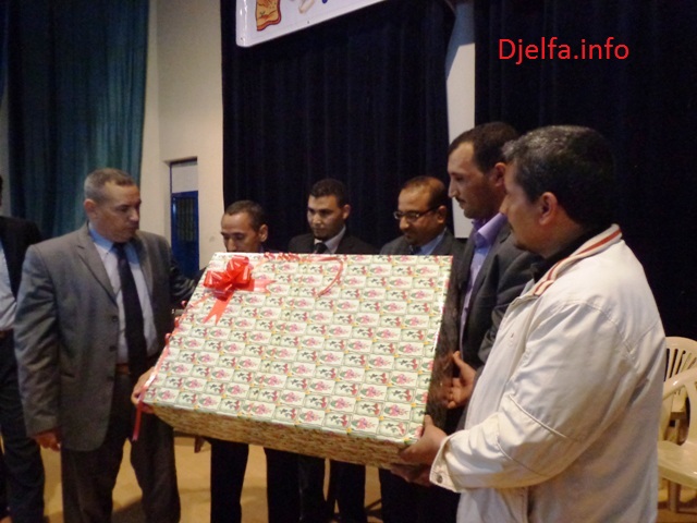 مديرية الثقافة بالجلفة تكرم الشاعر 