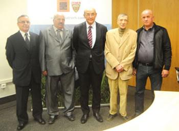 Réunion décisive du conseil d'administration FACE À LA CONFUSION TOTALE AU MOULOUDIA