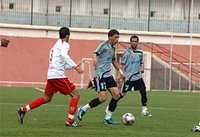 Division Une. Troisième journée : Avantage au leader