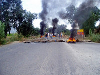 Tirmitine (Tizi Ouzou) : Les habitants bloquent la RN25