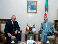 Ould Kablia reçoit le secrétaire d'Etat roumain chargé de l'Ordre et de la Sûreté publique