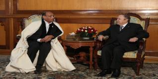 Algérie: second déjeuner offert par le président Bouteflika à Marzouki