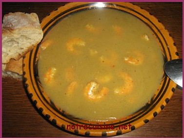 Velouté aux pommes de terre et aux crevettes