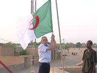 Une cérémonie symbolique a été organisée au consulat Le drapeau algérien hissé de nouveau à Gao