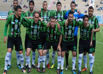 رحموني يتفق مع الإدارة ويمدد لعام واحد م.بجاية