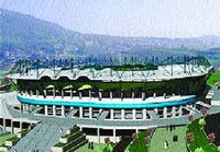 L'entreprise chinoise dénonce « le favoritisme » exercé par la DJS