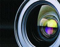 A cause de Youtube et Facebook : Le web menace les caméscopes