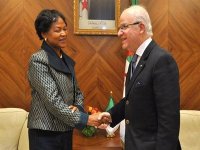 M. Medelci reçoit une envoyée spéciale sud-africaine