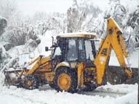 Retour de la neige à CONSTANTINE et à SETIF Le quotidien entre routes bloquées et pénuries