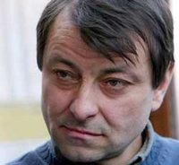 À la barre ! : Court Cesare, court...