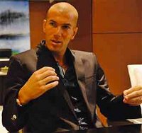 Zinedine Zidane à France Football : « L'Algérie méritait sa qualification »