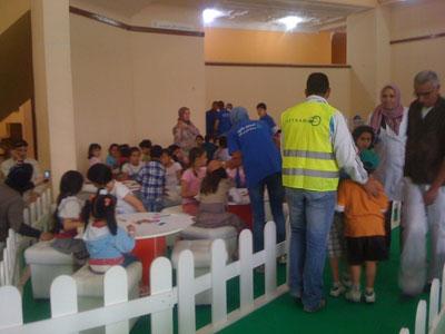Les enfants en vecteurs de l'information Lancement du tramway de Constantine