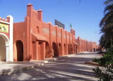 شباب أدرار يحتجزون رئيس البلدية لمدة 4 ساعات بمقر الإذاعة